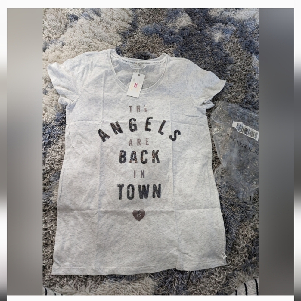 Victoria's Secret Tee  (like new)